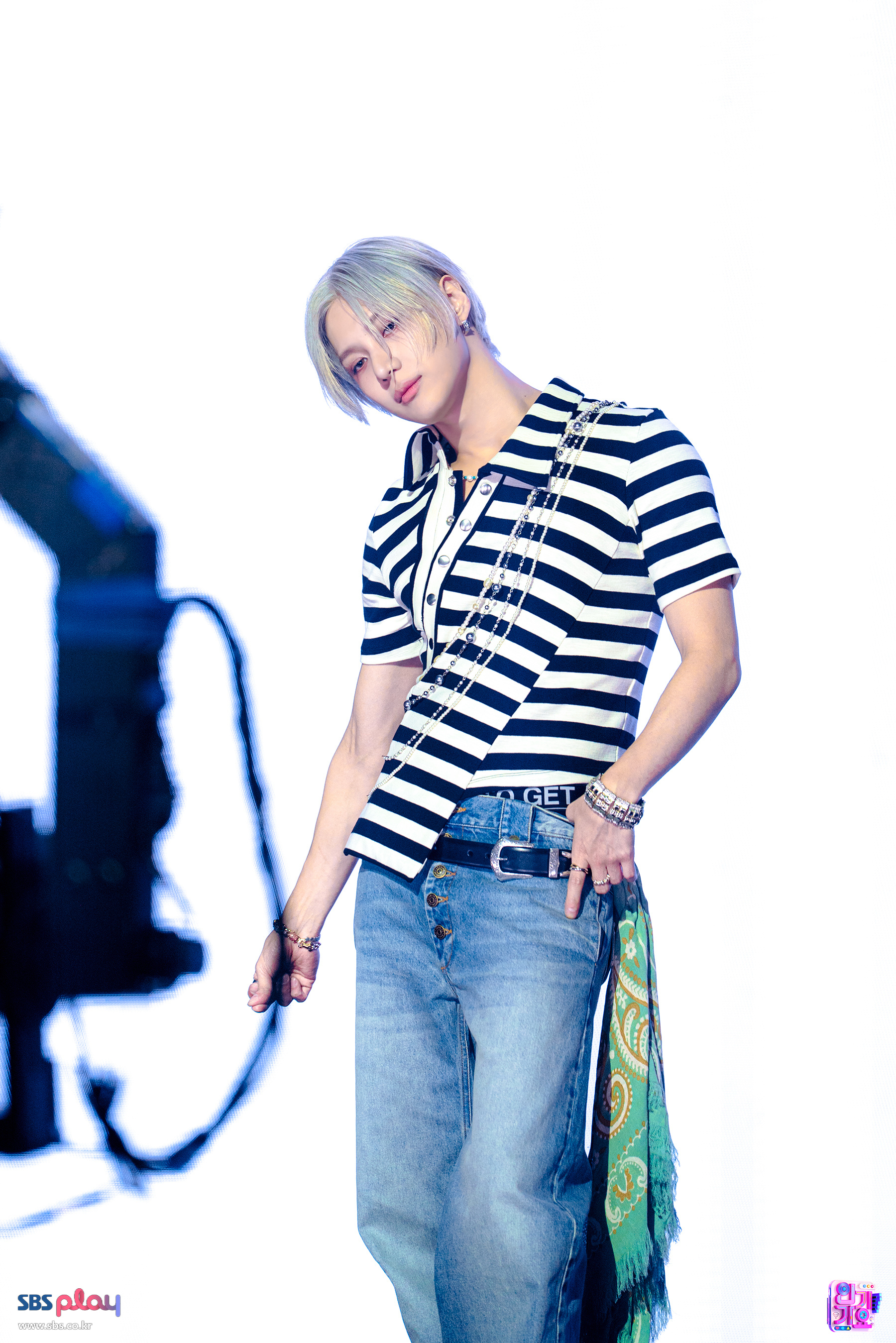 Behind-the-scenes cut of Taemin (SHINee)