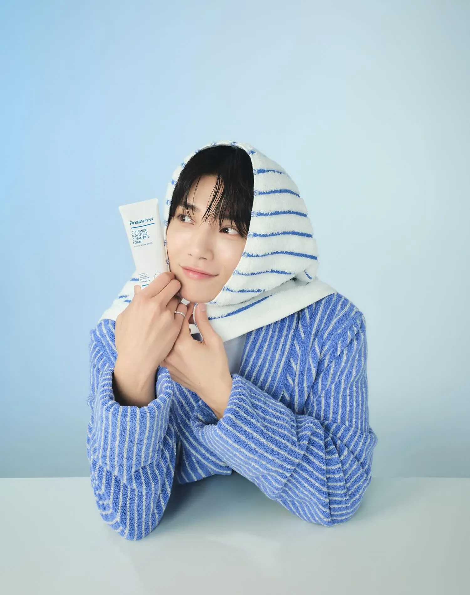 A moment captured by Joshua (SEVENTEEN)'s fan