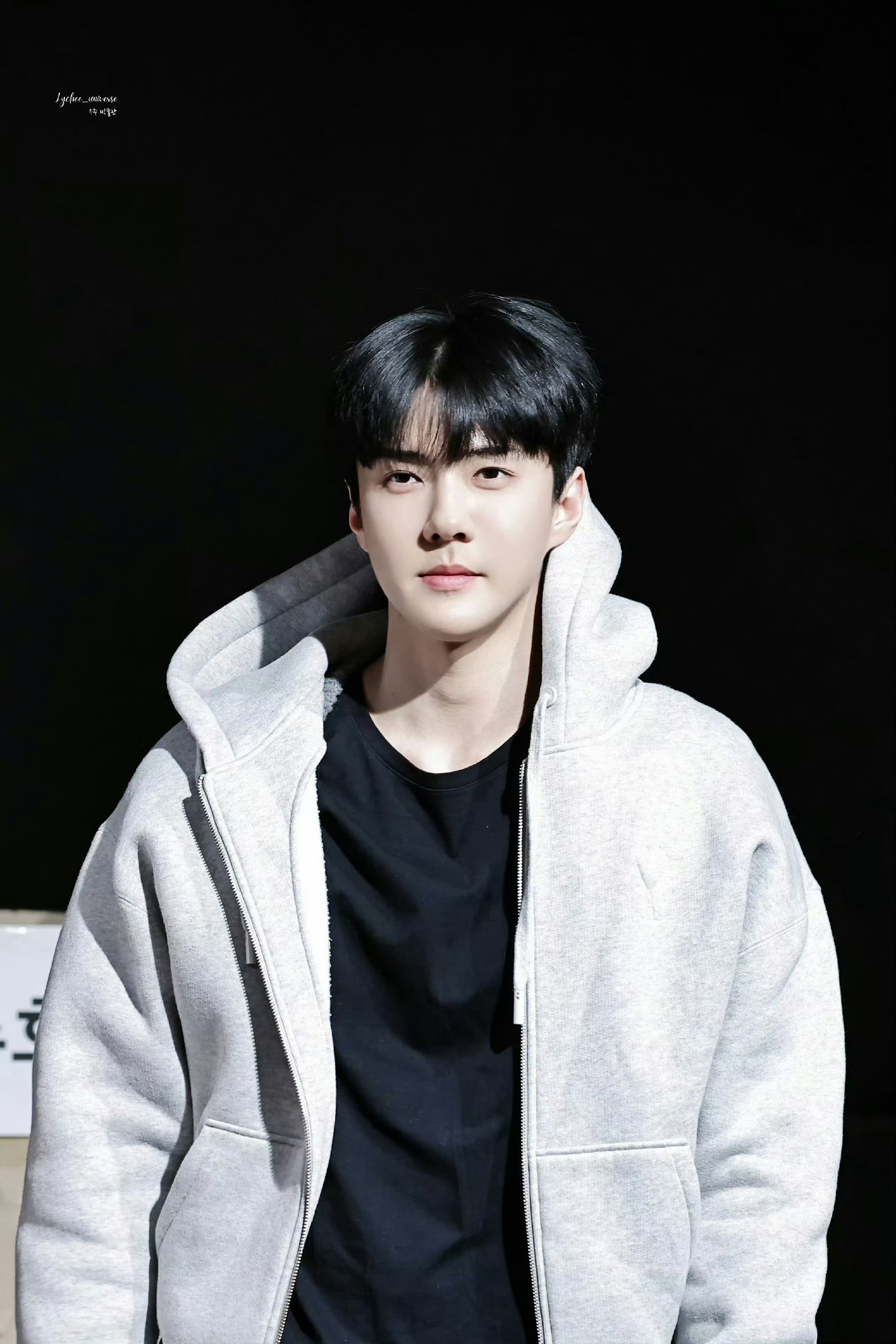 A moment captured by Sehun (EXO)'s fan