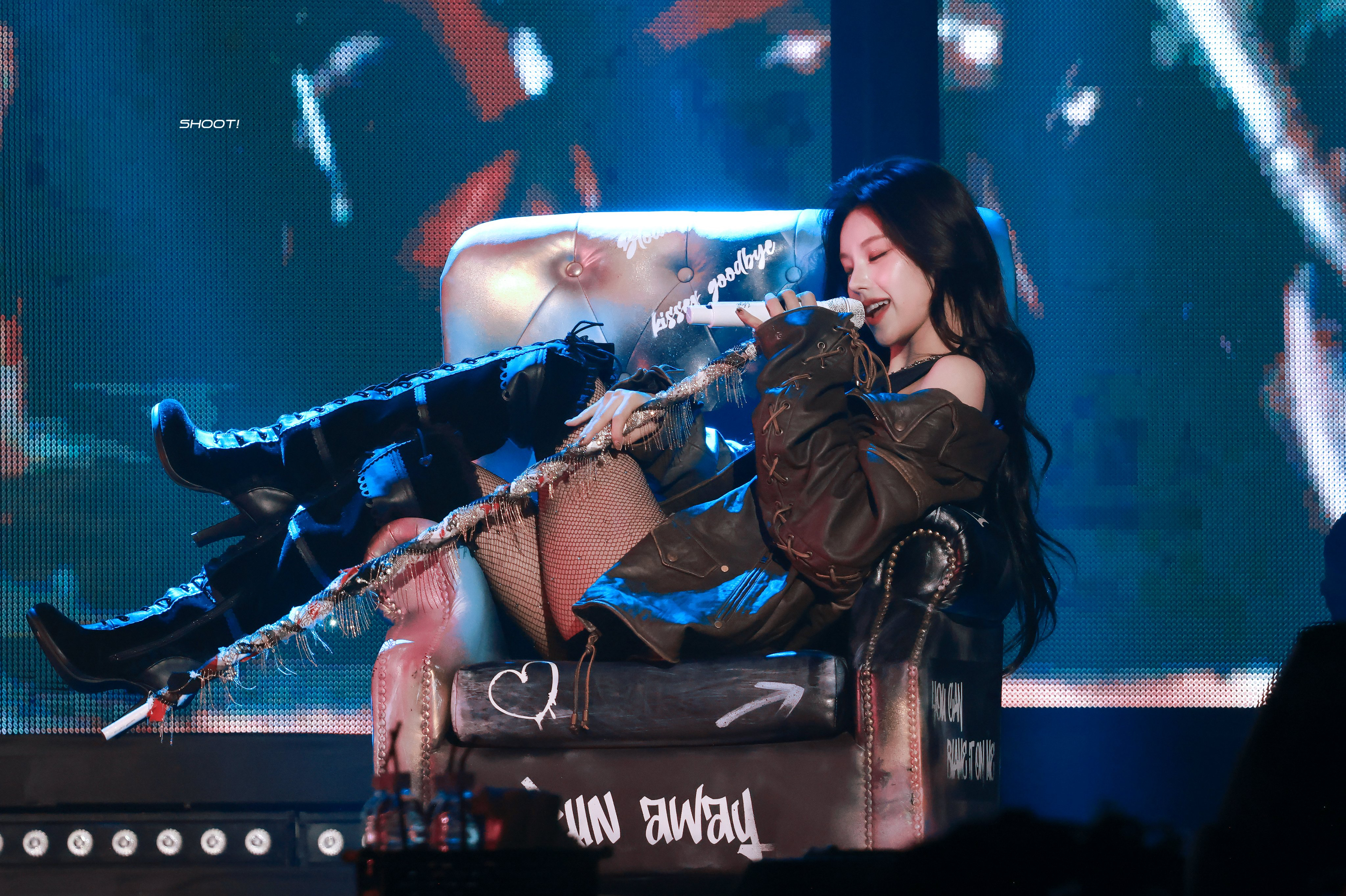 Latest photo of Yeji (ITZY)