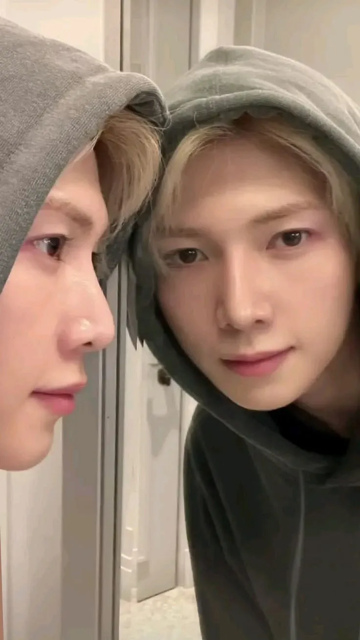 Momen yang diabadikan oleh penggemar Yeosang (ATEEZ)