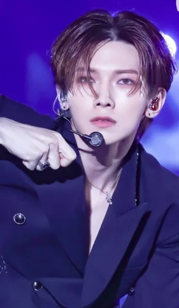 呂尚 (ATEEZ)的最新活動照片
