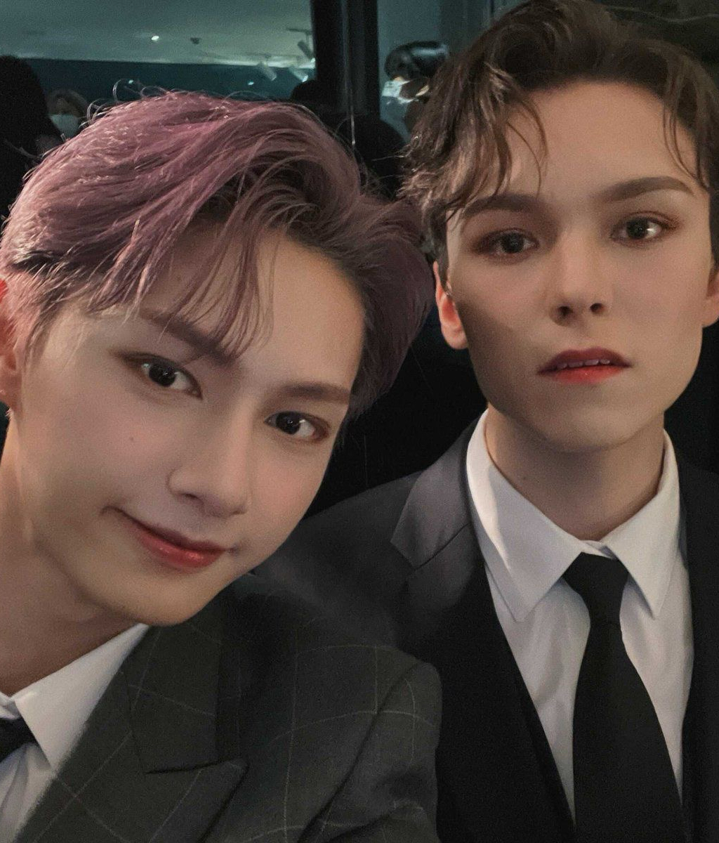 A moment captured by Jun (SEVENTEEN)'s fan