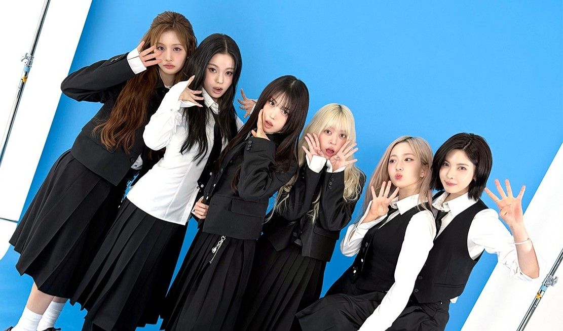 Recent activity shot of NMIXX