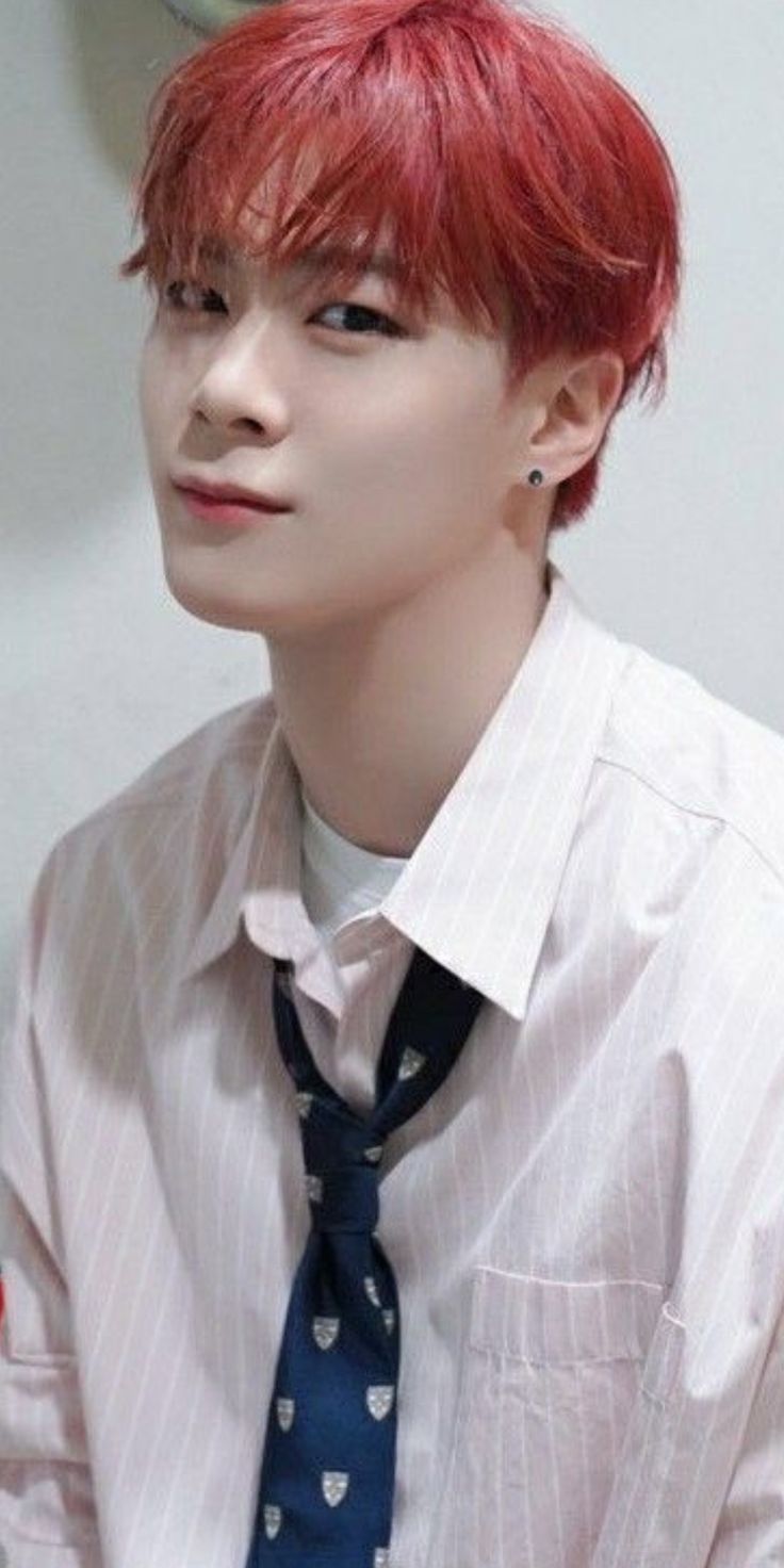 A moment captured by Moonbin (ASTRO)'s fan