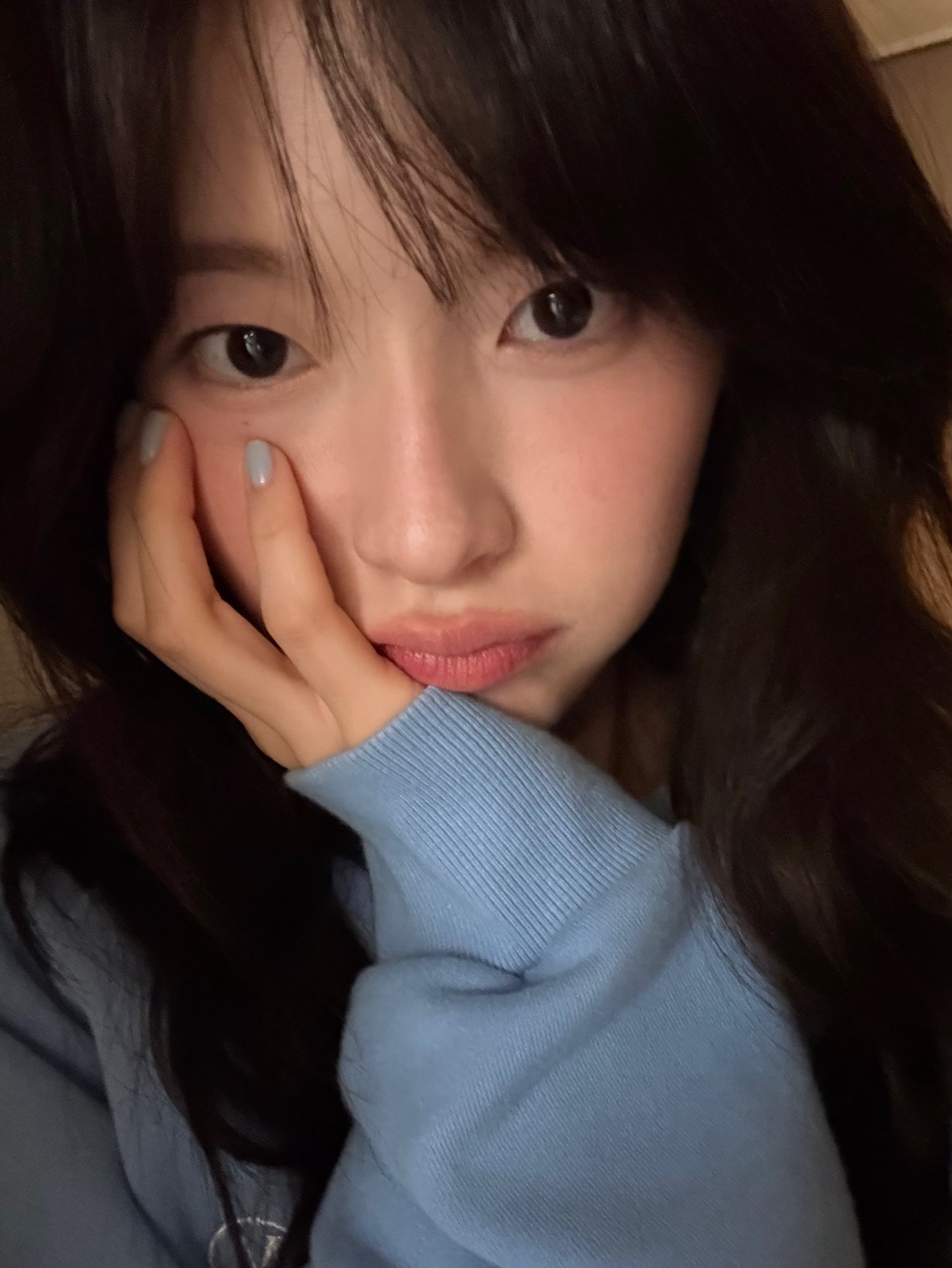 A moment captured by OH MY GIRL's fan
