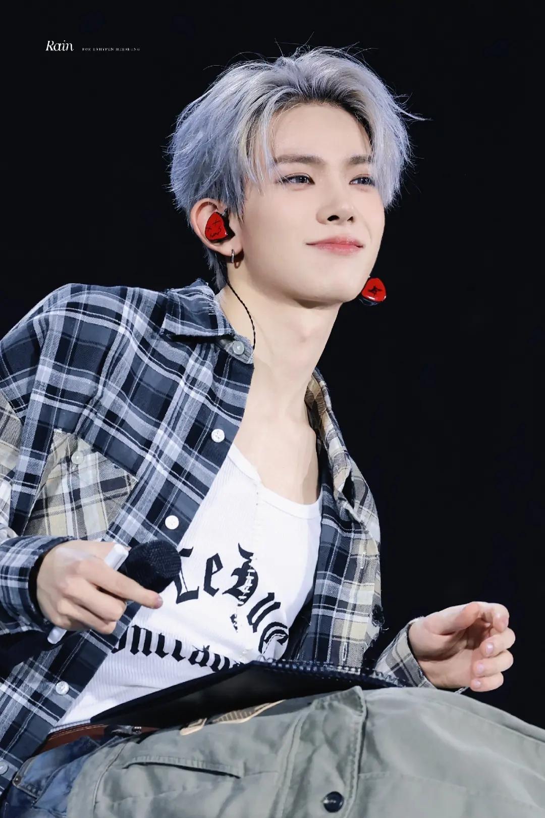 희승 (ENHYPEN)의 비하인드 컷