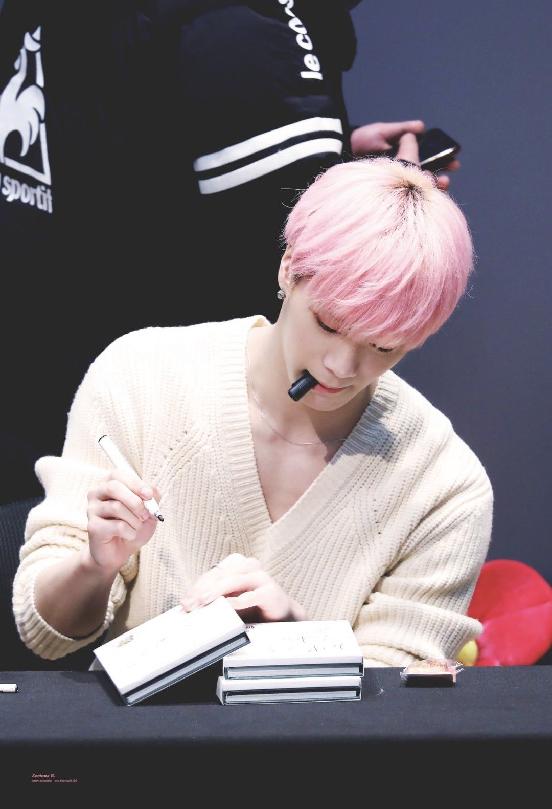 A moment captured by Moonbin (ASTRO)'s fan