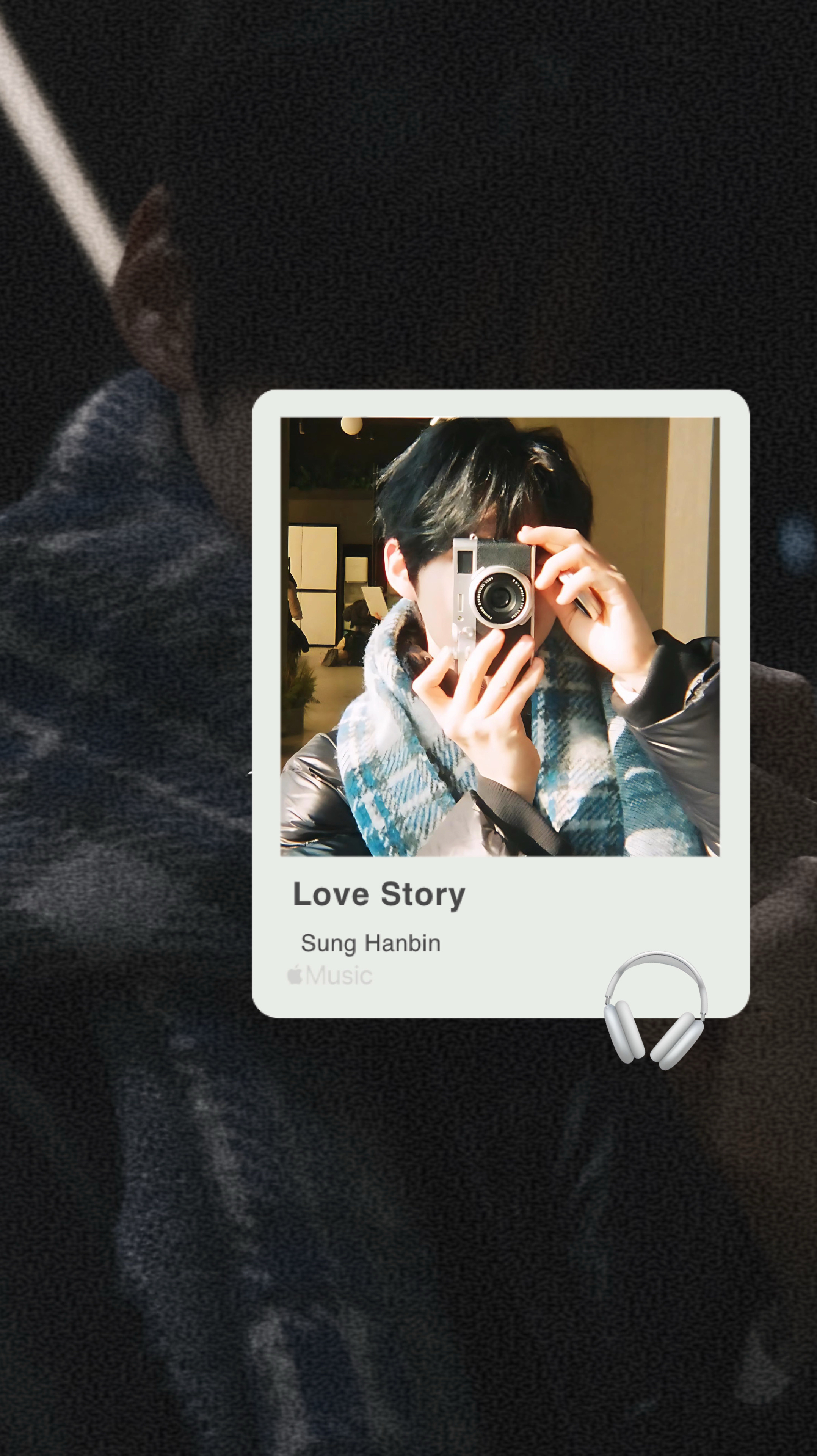 A moment captured by Sung Hanbin (ZEROBASEONE)'s fan