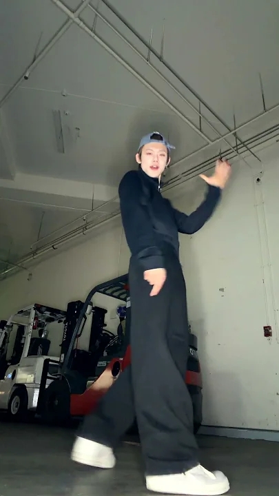 Behind-the-scenes cut of Yeonjun (TOMORROW X TOGETHER)