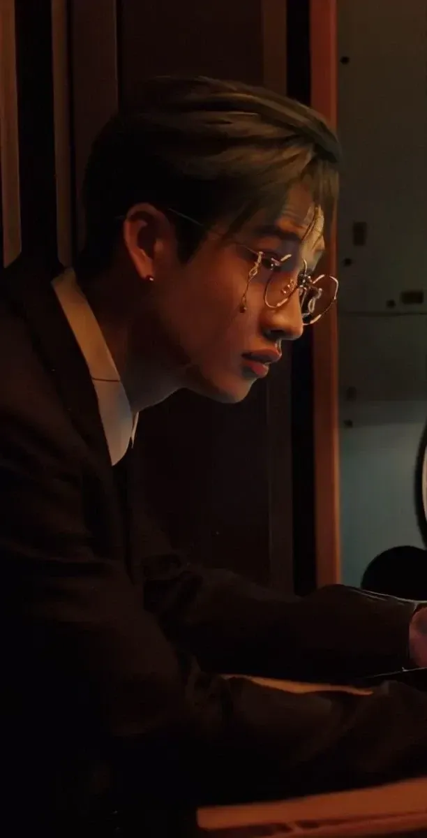 The most beloved wallpaper among Bang Chan (Stray Kids)'s fans