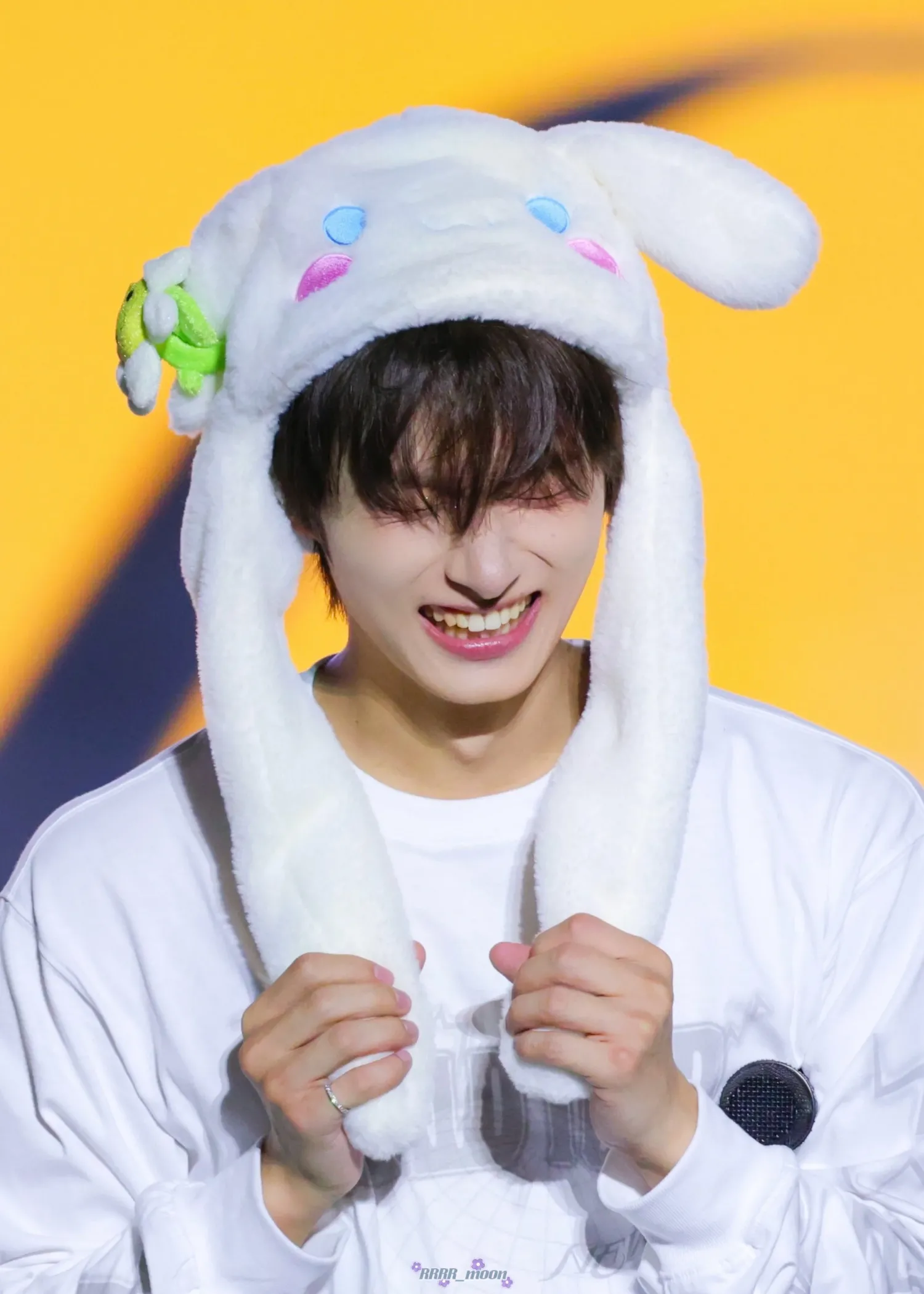 Recent activity shot of Jun (SEVENTEEN)