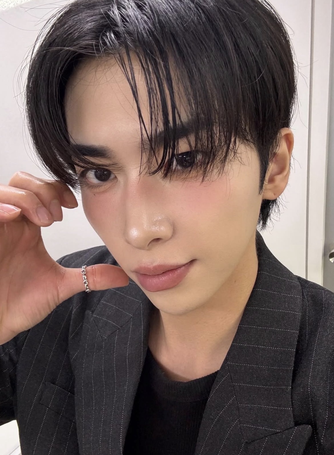 Recent activity shot of Xiao (UP10TION)