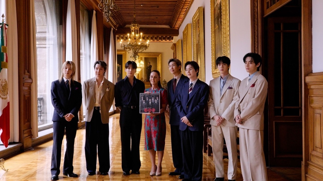 Behind-the-scenes cut of BTS