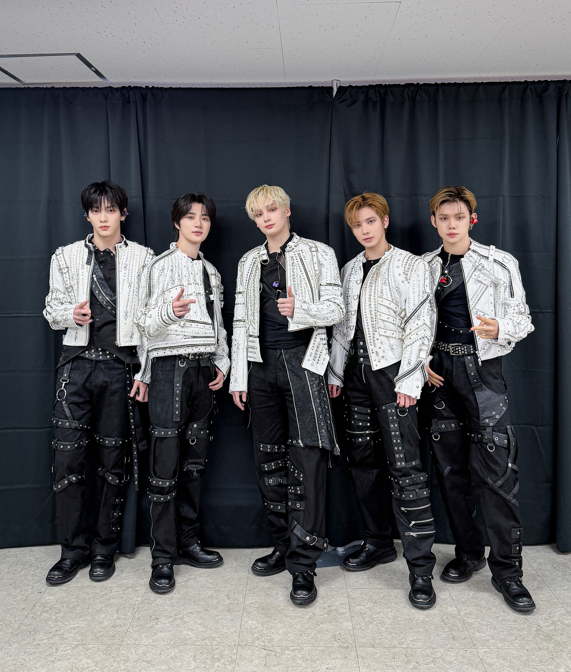 TOMORROW X TOGETHER的最新照片