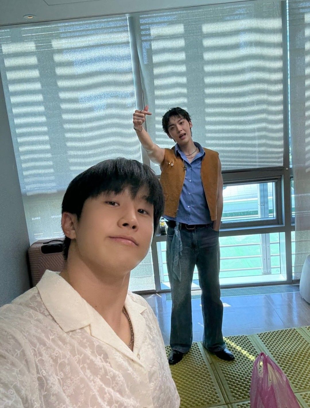 Behind-the-scenes cut of Jinjin (ASTRO)