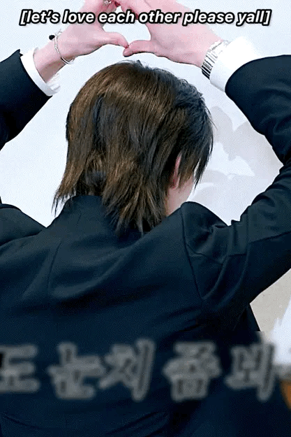 A moment captured by Hyunjin (Stray Kids)'s fan