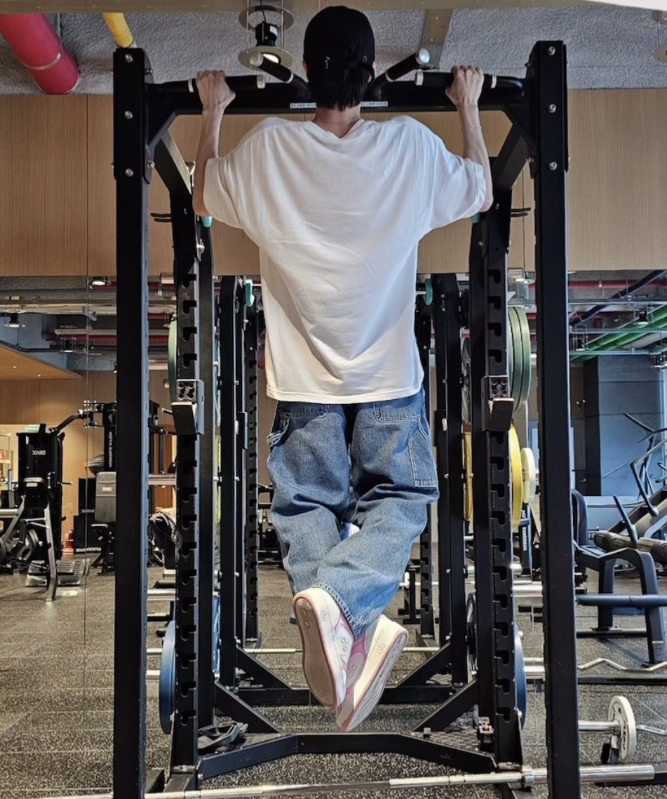 진 (방탄소년단) 최근 활동샷