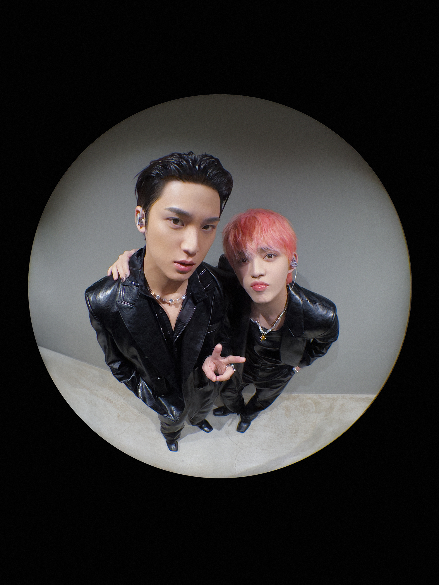 A moment captured by S.Coups (SEVENTEEN)'s fan