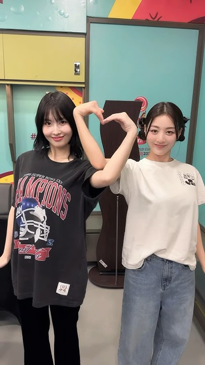 モモ (TWICE)の最新写真