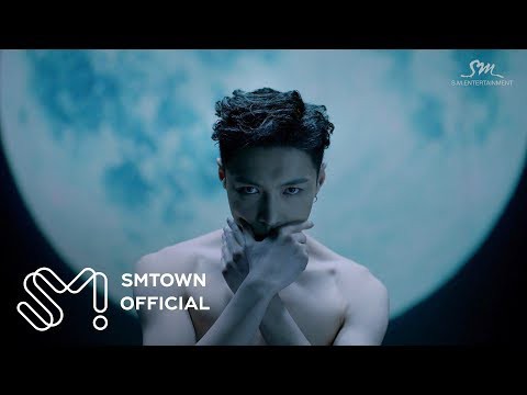 A moment captured by Lay (EXO)'s fan
