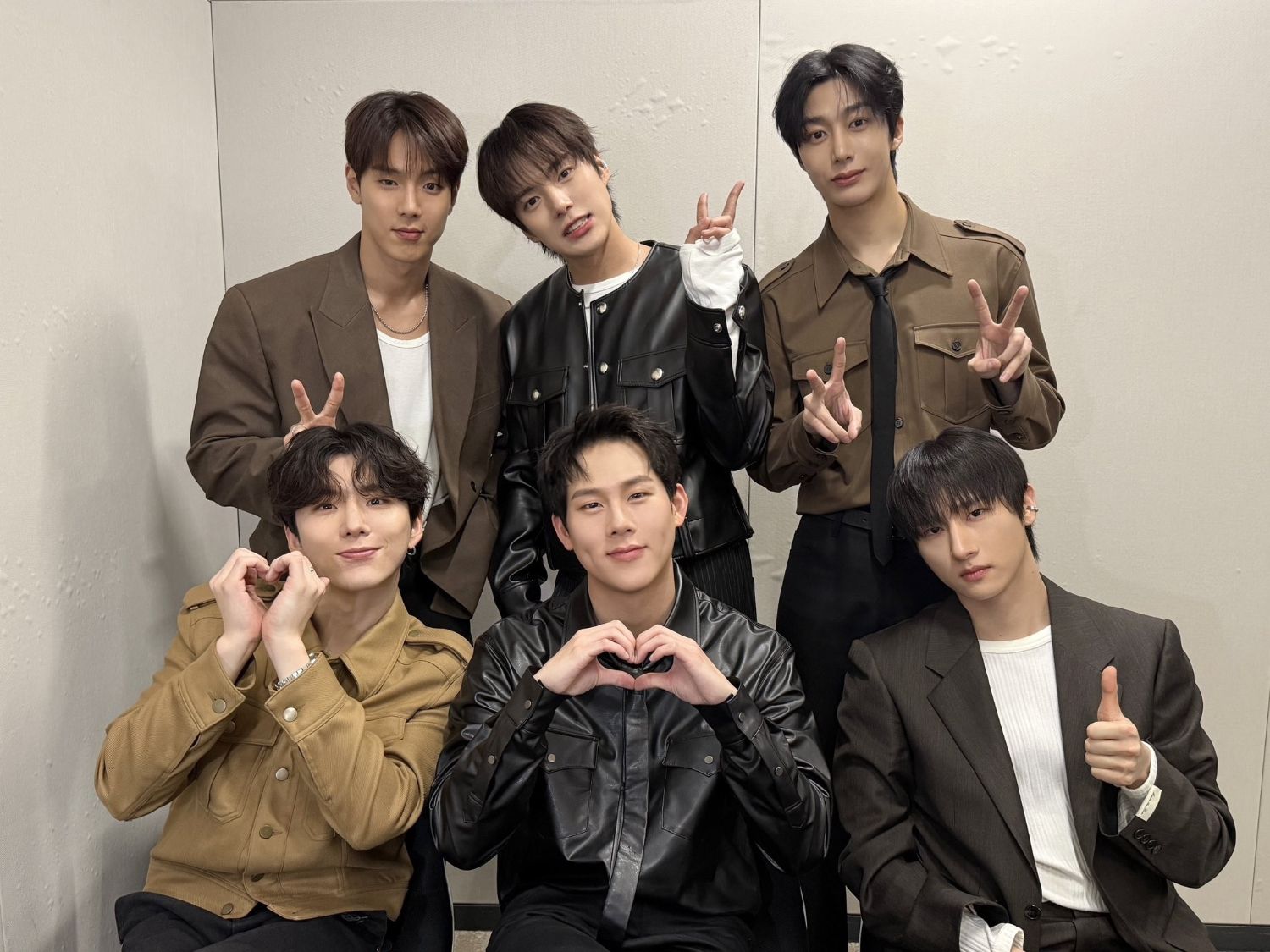 몬스타엑스의 비하인드 컷