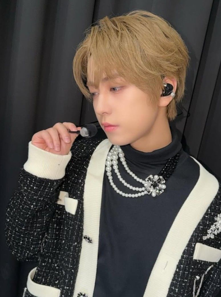 Latest photo of Taki (&TEAM)