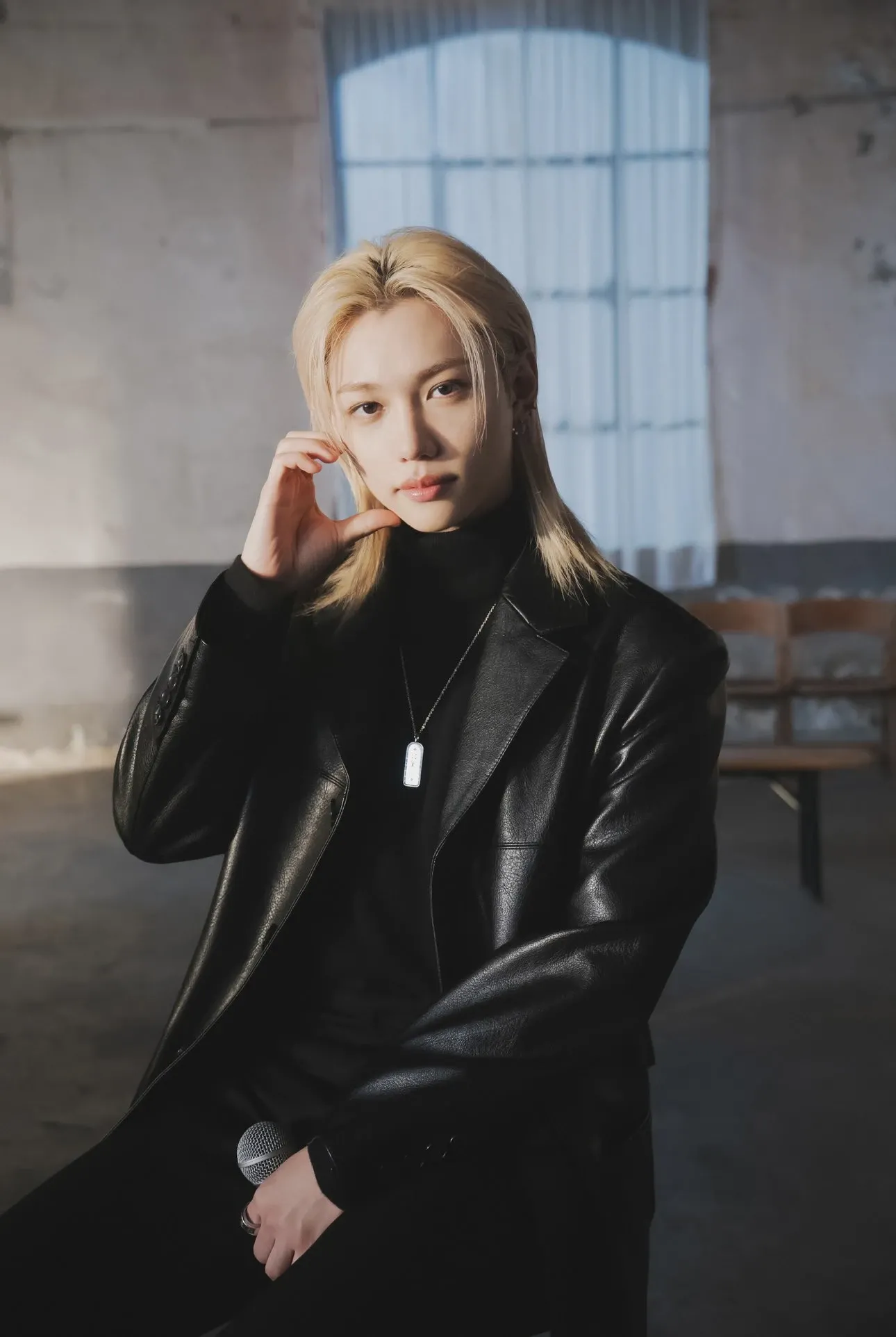 Behind-the-scenes cut of Felix (Stray Kids)