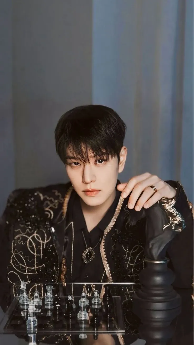 Behind-the-scenes cut of Seungmin (Stray Kids)