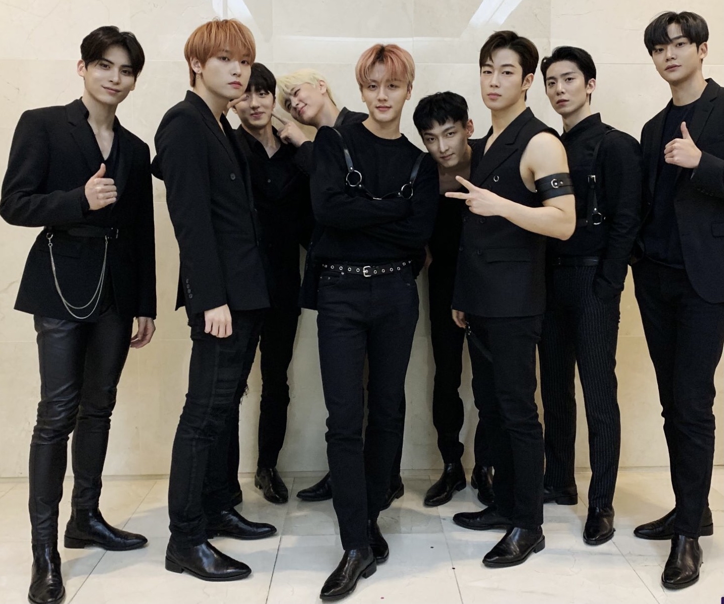 SF9의 최신 사진