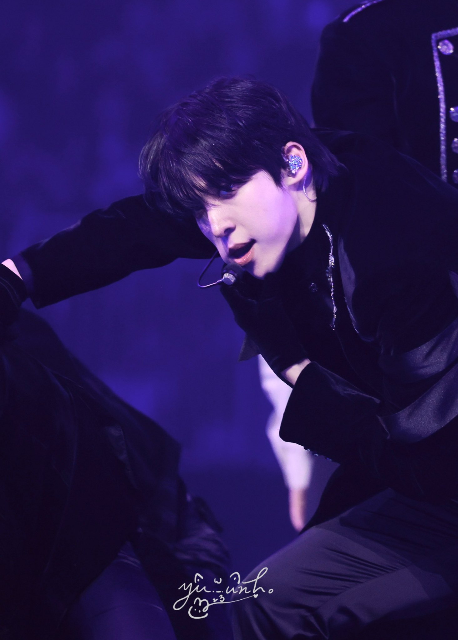 A moment captured by Yunho (ATEEZ)'s fan