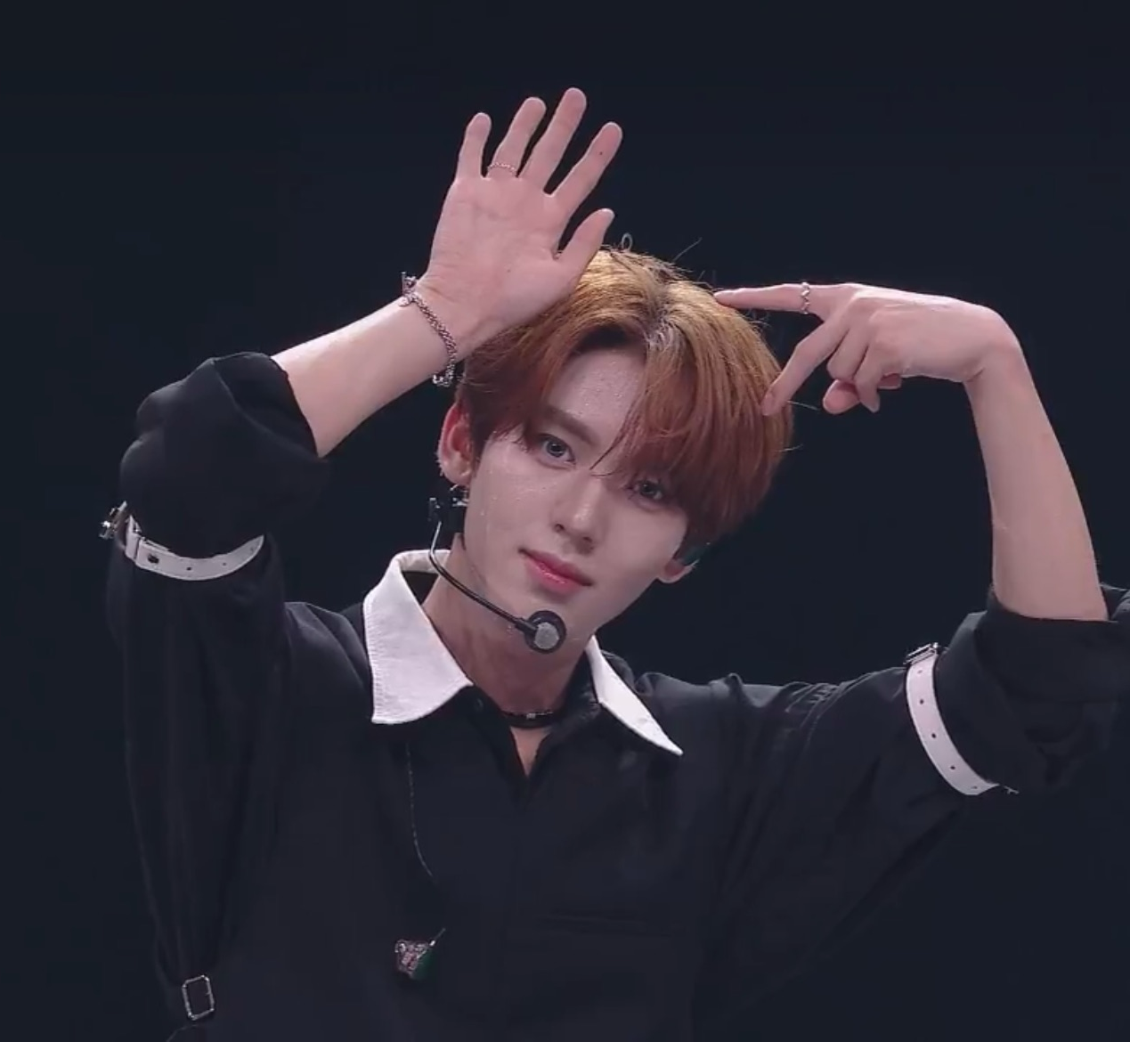 Recent activity shot of Han Yujin (ZEROBASEONE)