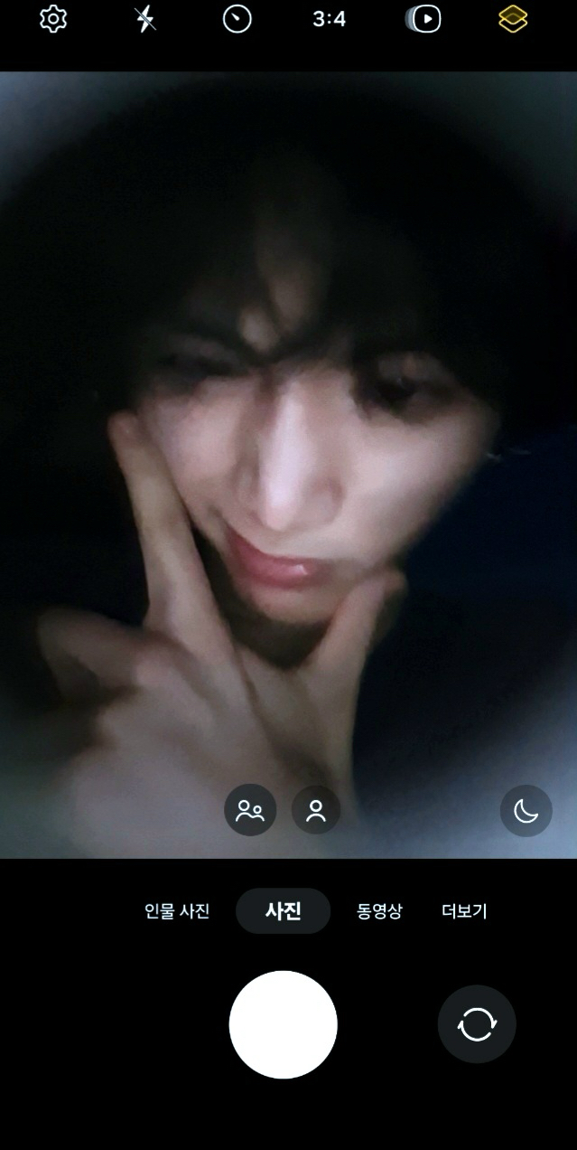 Behind-the-scenes cut of Taesan (BOYNEXTDOOR)