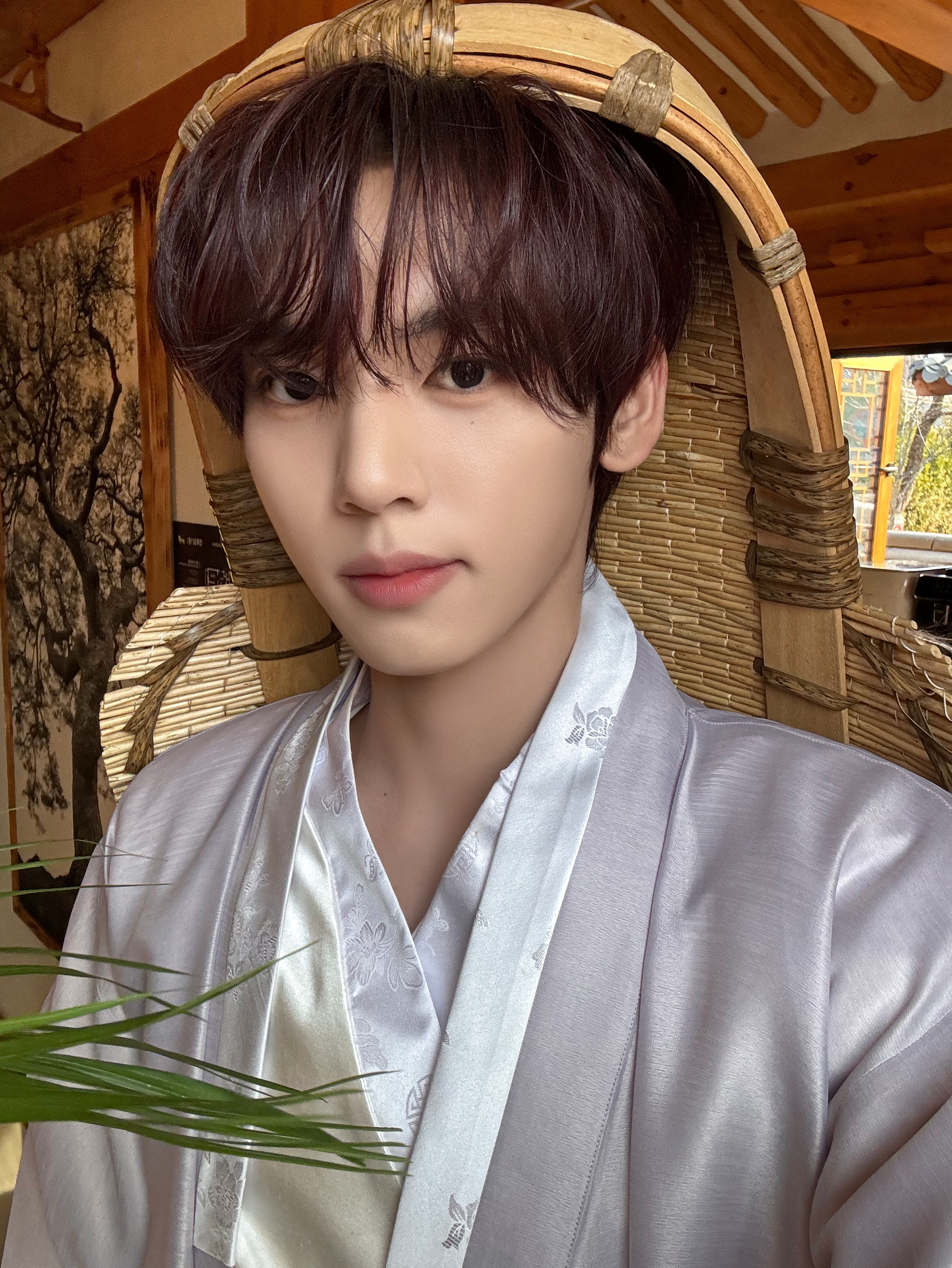 Recent activity shot of Han Yujin (AND2BLE)