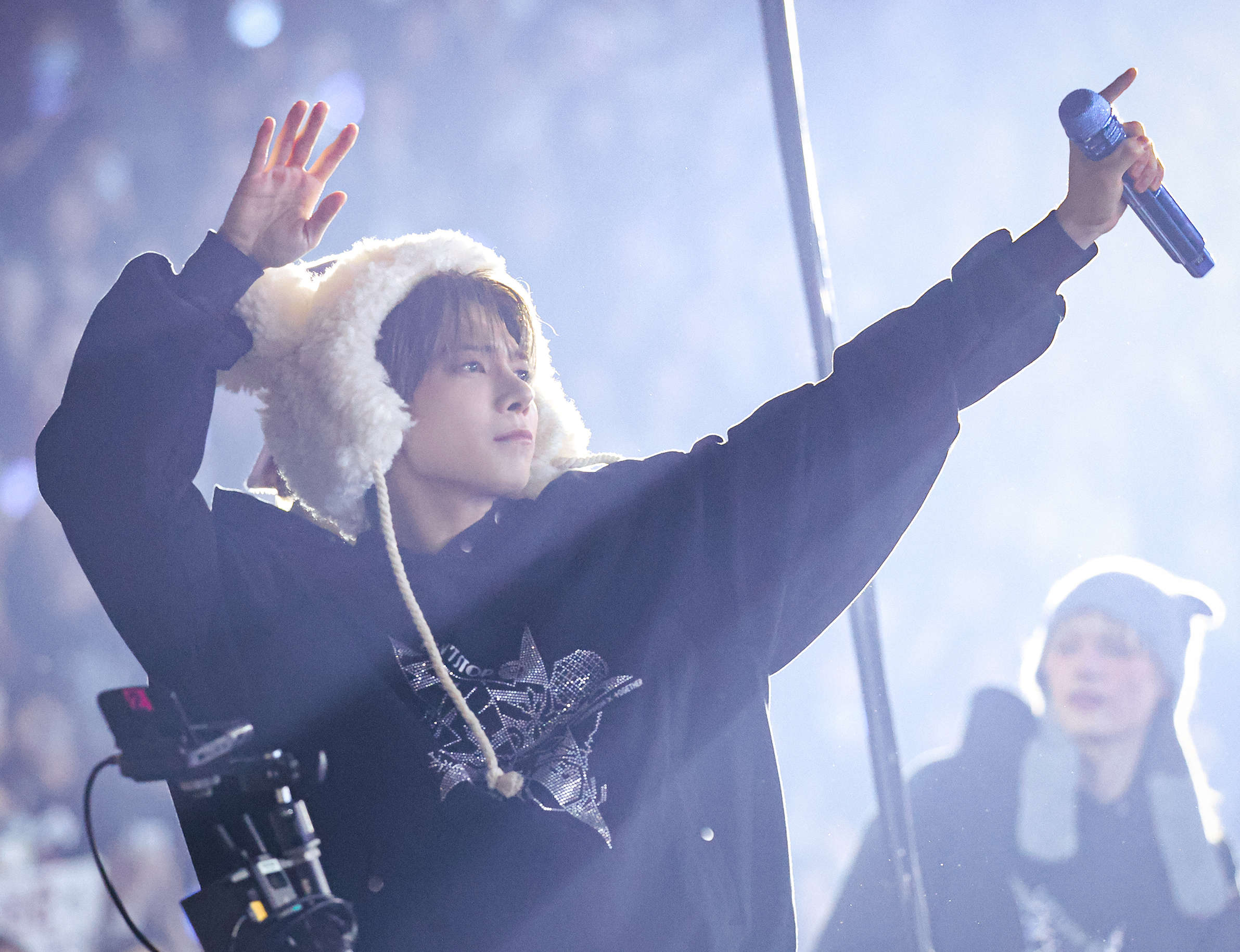 태현 (투모로우바이투게더)의 비하인드 컷