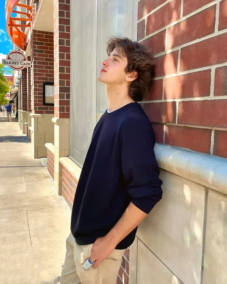 Latest photo of Alejandro (SANTOS BRAVOS)