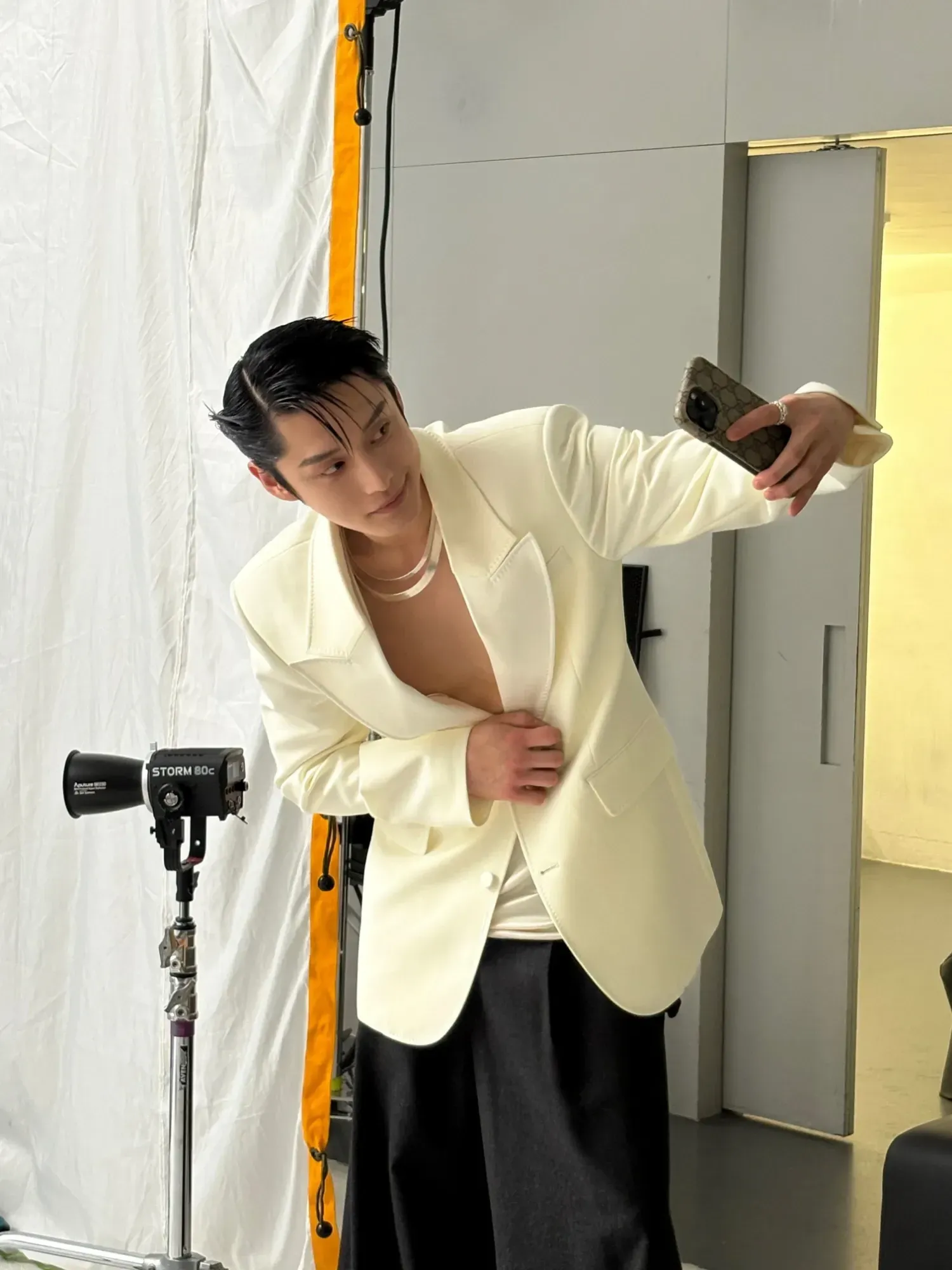 A moment captured by Kim Jiwoong (ZEROBASEONE)'s fan
