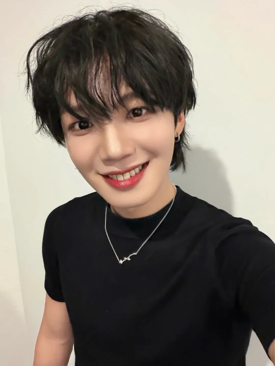 Behind-the-scenes cut of Lim Youngmin