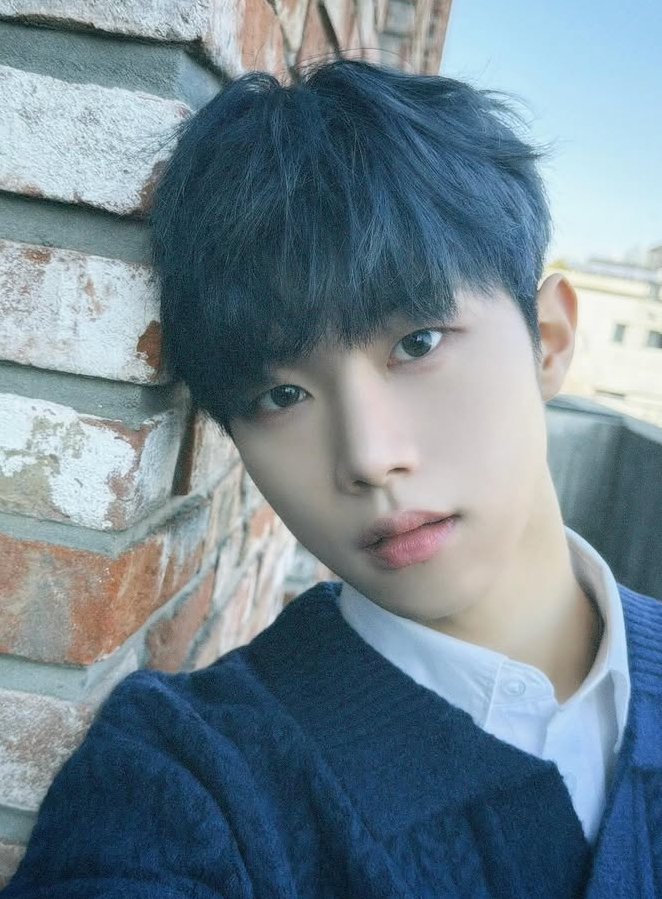 Behind-the-scenes cut of Xikers