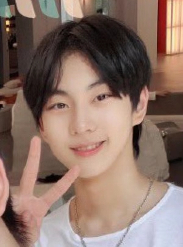 Recent activity shot of Jungwon (ENHYPEN)