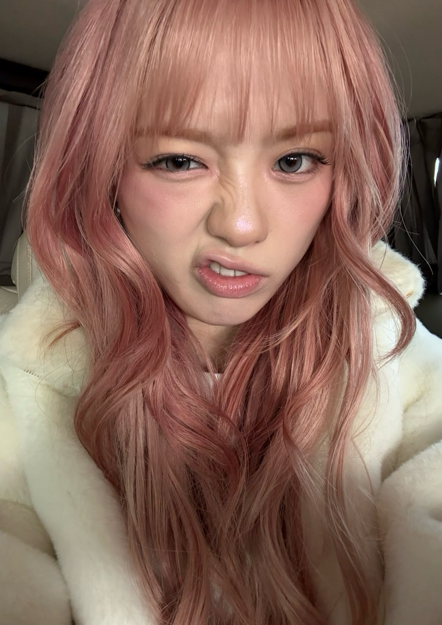 A moment captured by Rio (NiziU)'s fan