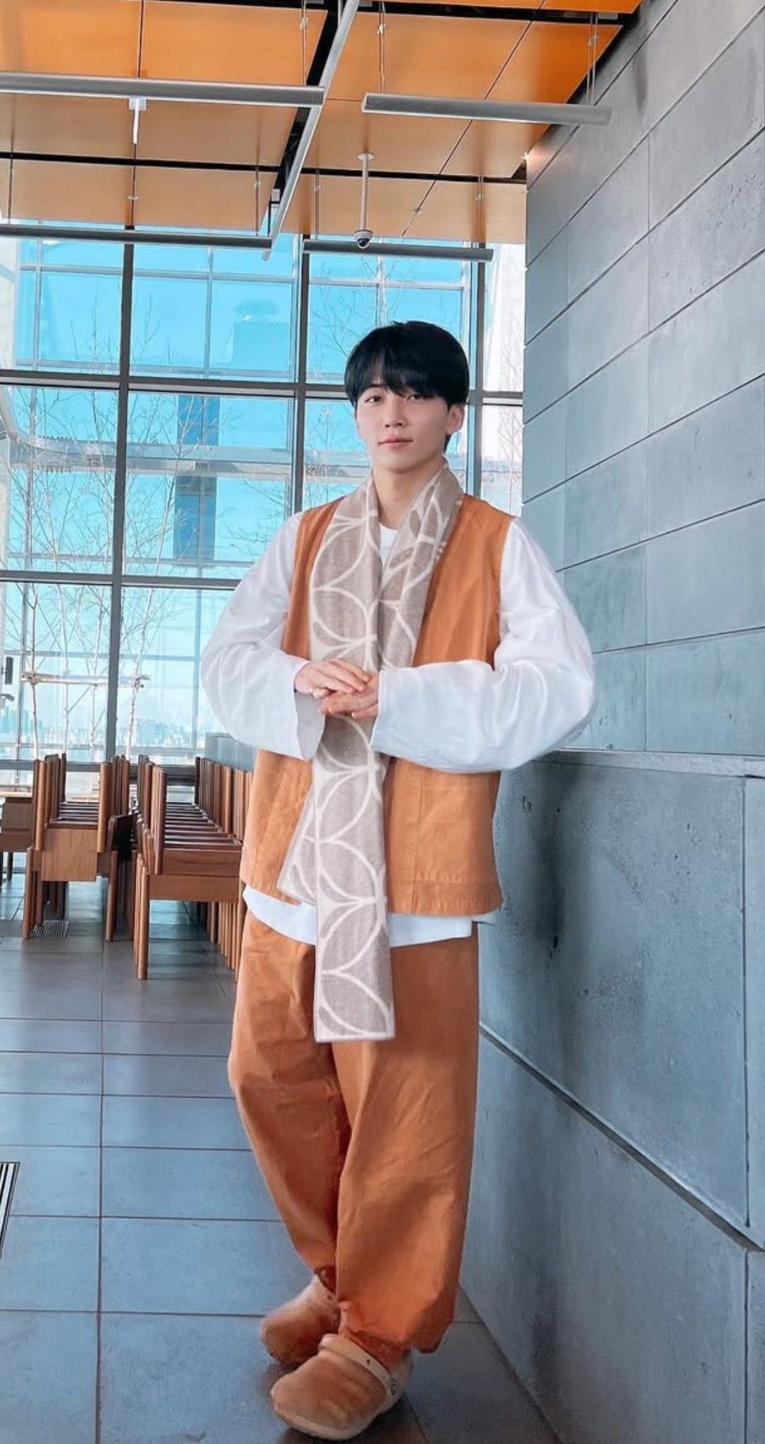 Latest photo of Jeonghan (SEVENTEEN)