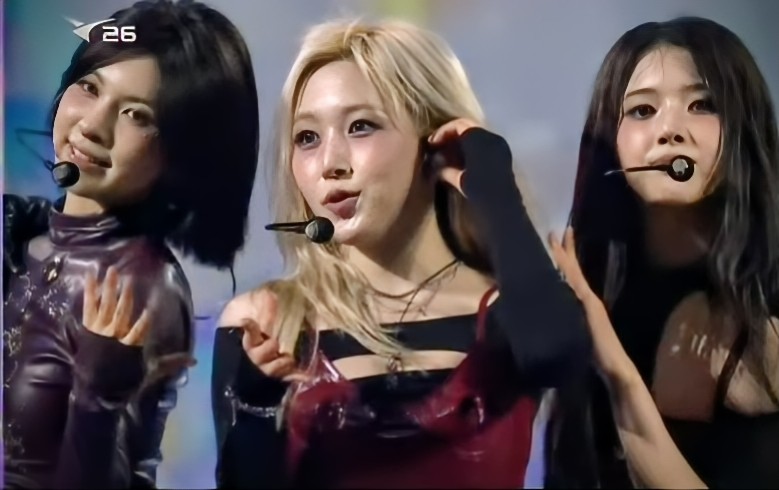 A moment captured by Haewon (NMIXX)'s fan