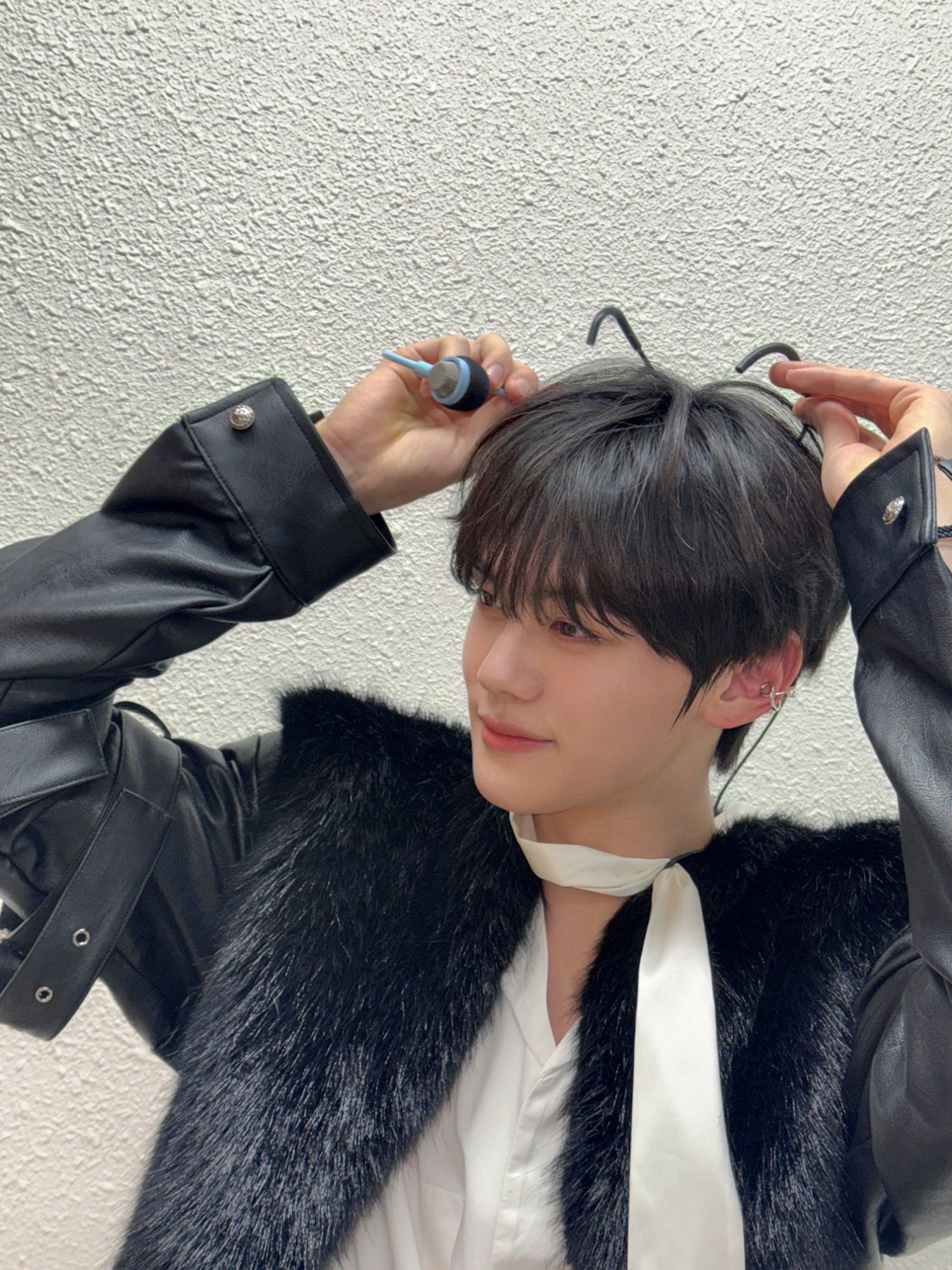 Behind-the-scenes cut of Kim Gyuvin (ZEROBASEONE)