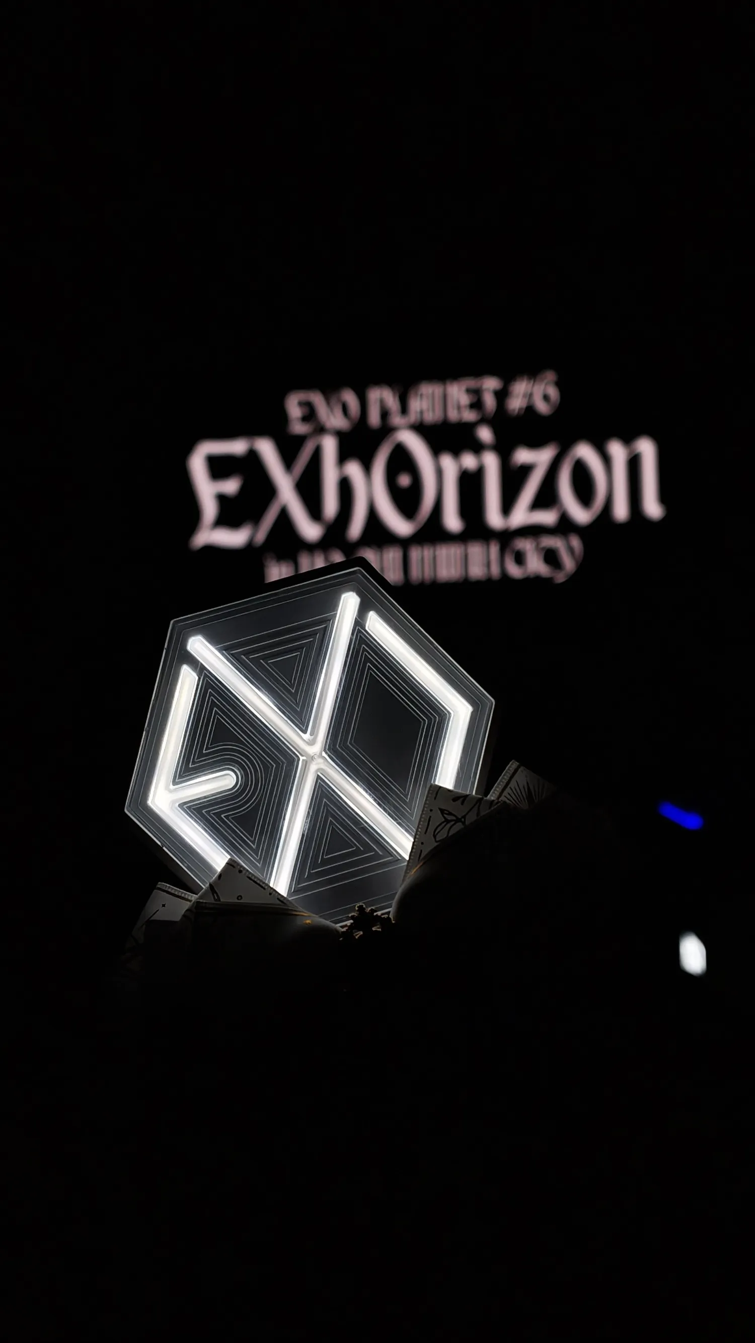 Momen yang diabadikan oleh penggemar D.O. (EXO)