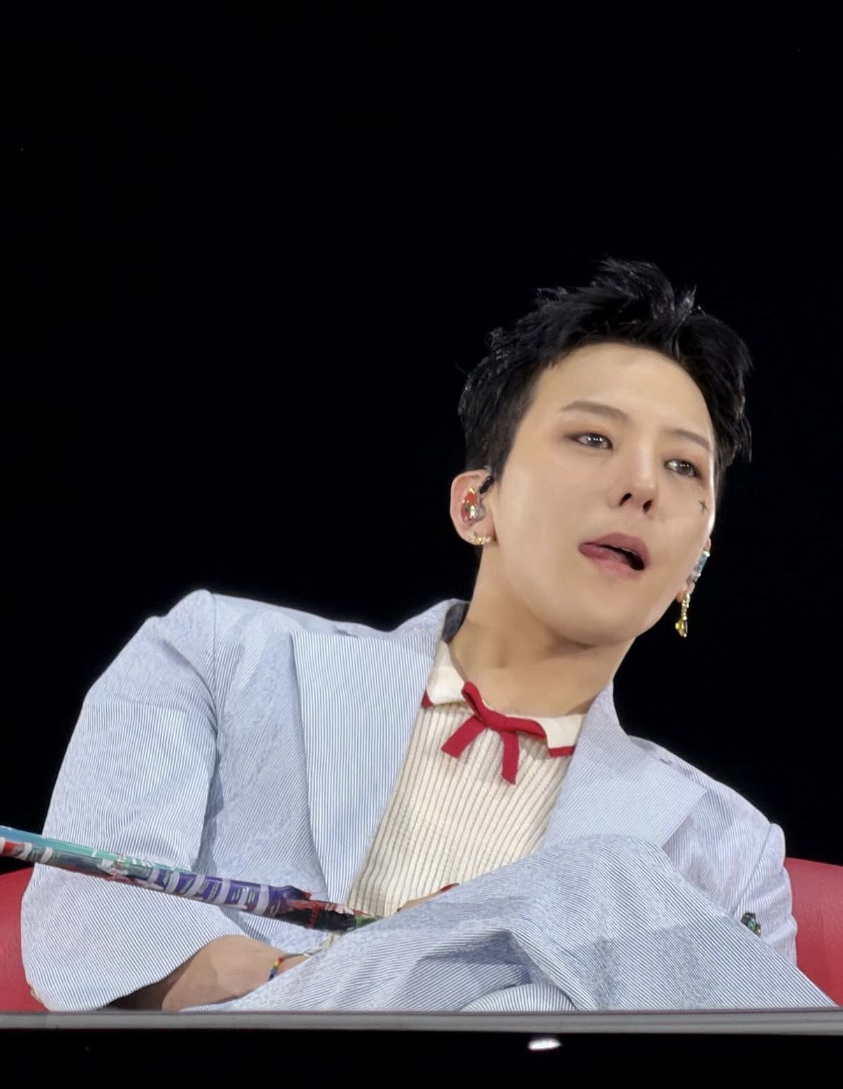 Recent activity shot of G-DRAGON (BIGBANG)