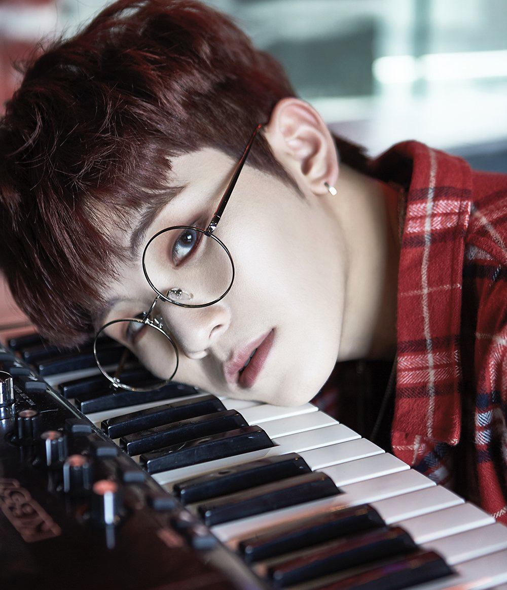 Recent activity shot of Woozi (SEVENTEEN)