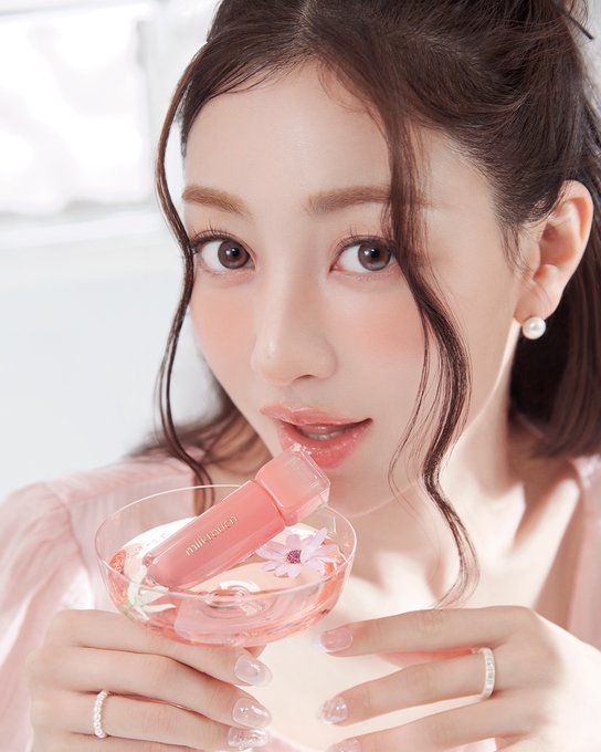 A moment captured by Jihyo (TWICE)'s fan