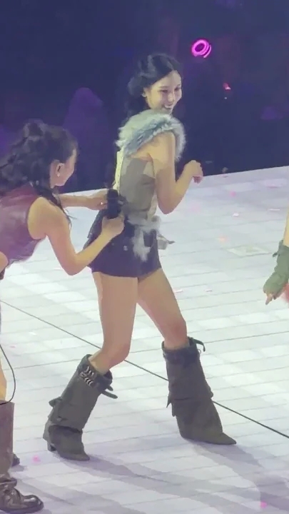 Mina (TWICE)的最新活动照片