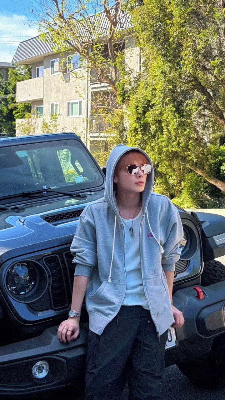 太顯 (TOMORROW X TOGETHER)粉絲拍下的瞬間